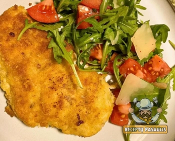 Traškūs vištienos kepsneliai su džiūvėsėliais, kepti keptuvėje