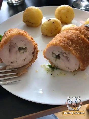 Kijevo kotletai iš vištienos krūtinėlės, su česnakiniu sviestu