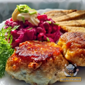 Pikantiški grikių ir mėsos kotletai su sūriu