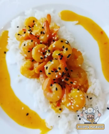 Krevetės su česnakiniu imbiero padažu