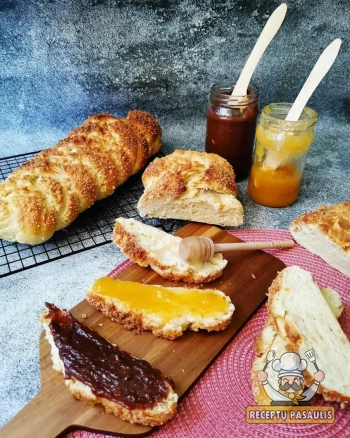 Paprasta persikų uogienė