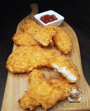 Orkaitėje kepti vištienos krūtinėlės piršteliai su majonezu ir džiūvėsėliais