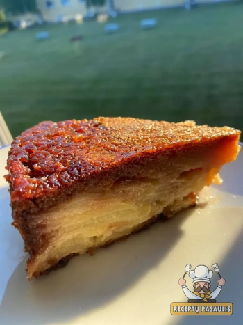 Skaniausias prancūziškas obuolių pyragas