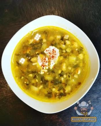 Kaimiška šviežių rūškynių - rūgštynių sriuba