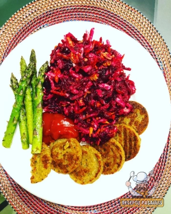 Grikių ir burokėlių salotos