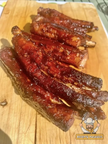 Tobuliausi glazūruoti kiaulienos šonkauliukai