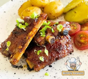 Barbekiu šonkauliukai orkaitėje