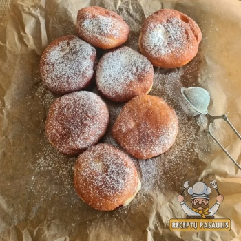 Skaniausios močiutės mielinės spurgos su sausomis mielėmis