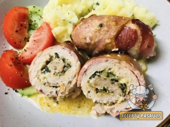 Kiaulienos ir vištienos suktinukai su fermentiniu ir varškės sūriais