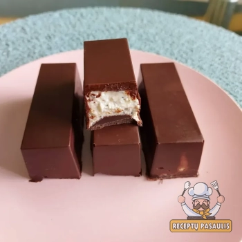 Naminis Varškės sūrelis su aguonomis