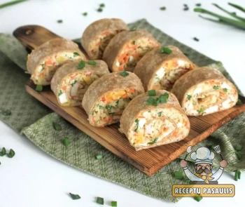 Kiaušinių ir krabų lazdelių užtepėlė su sūriu