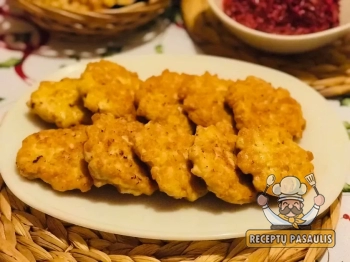 Vištienos krūtinėlės blynai su kefyru ir kepimo soda