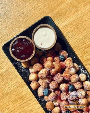 Karamelizuoti varškėtukai